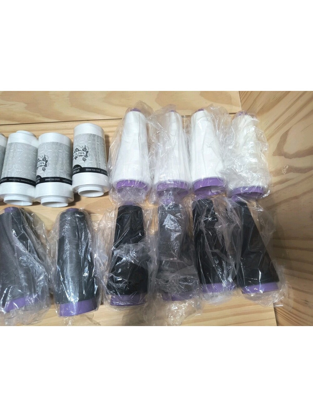 Huge Lot 34 Spools Overlock Serger Cone Thread 3000 Yards Sew-ology Dual Duty Xp - Picture 4 of 5